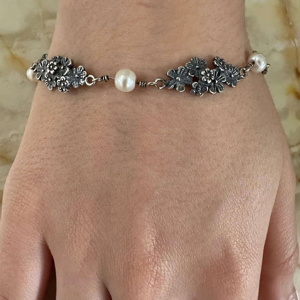 Silver Floral Bracelet with Pearls